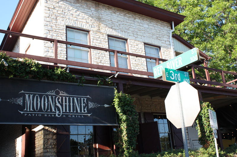 Moonshine Patio Bar and Grill gallery image 4