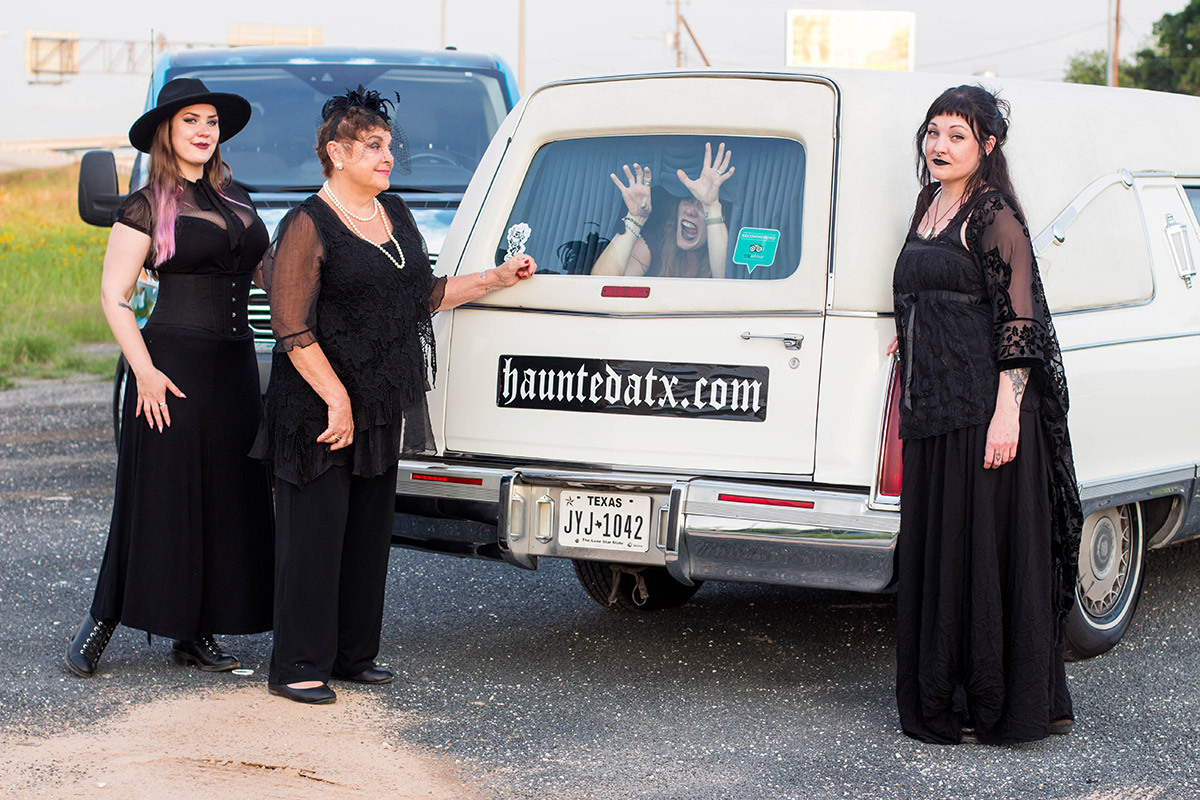 Austin Haunted Limo Tours gallery image 6
