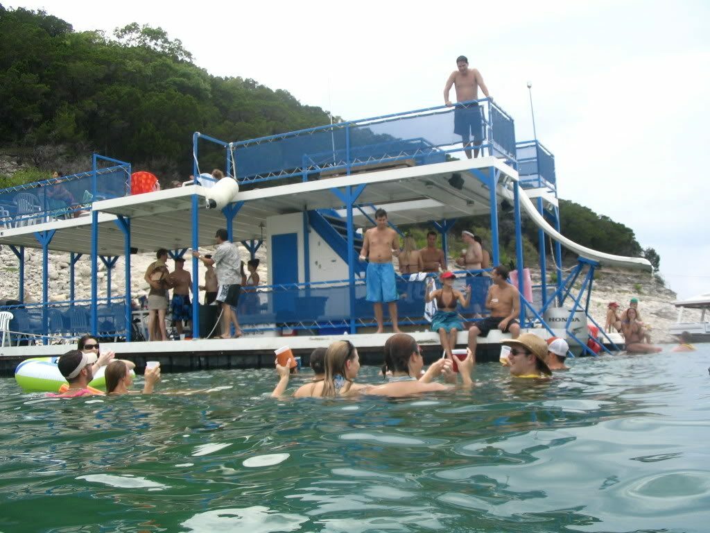 Just For Fun Lake Travis Boat Rentals gallery image 2